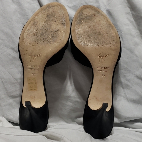 Giuseppe Zanotti satin low heel slide with bow - Picture 7 of 10